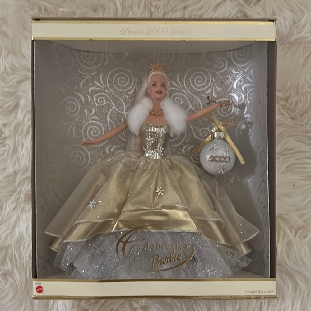 VINTAGE 2000 Celebration Barbie